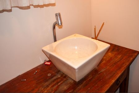 Casa à venda com 495m², 4 quartos e 2 vagas Casa à venda com 495m², 4 quartos e 2 vagasLavabo da Sala