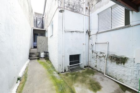 Casa para alugar com 200m², 3 quartos e 2 vagasQuintal