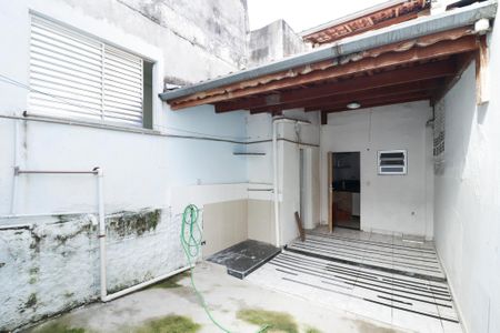 Casa para alugar com 200m², 3 quartos e 2 vagasQuintal