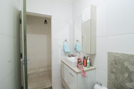 Casa para alugar com 200m², 3 quartos e 2 vagasBanheiro