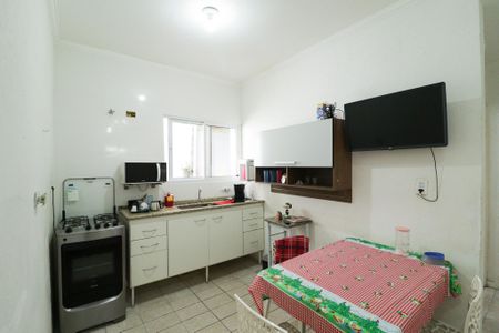 Casa para alugar com 200m², 3 quartos e 2 vagasCozinha