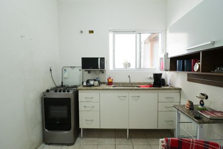 Casa para alugar com 200m², 3 quartos e 2 vagasCozinha
