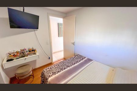 Apartamento à venda com 105m², 3 quartos e 2 vagasQuarto 1