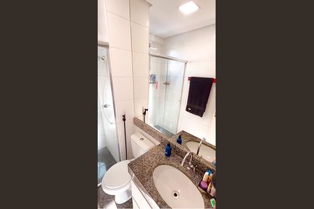 Apartamento à venda com 105m², 3 quartos e 2 vagasBanheiro da Suíte