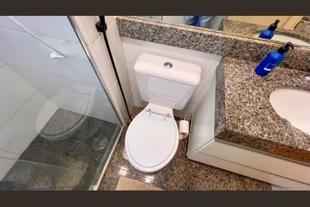 Apartamento à venda com 105m², 3 quartos e 2 vagasBanheiro da Suíte