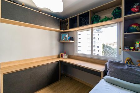 Apartamento à venda com 125m², 3 quartos e 2 vagasQuarto 2