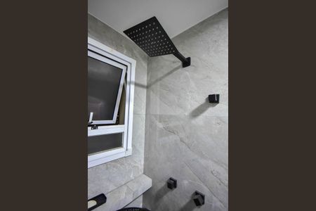 Apartamento à venda com 57m², 2 quartos e 1 vagaChuveiro da Suíte 1