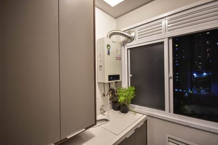 Apartamento à venda com 57m², 2 quartos e 1 vagaÁrea de Serviço