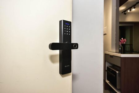 Apartamento à venda com 57m², 2 quartos e 1 vagaFechadura Eletrônica