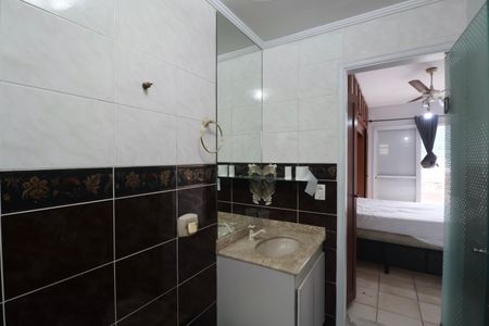 Apartamento para alugar com 118m², 2 quartos e 1 vaga Apartamento para alugar com 118m², 2 quartos e 1 vagaBanheiro Suíte