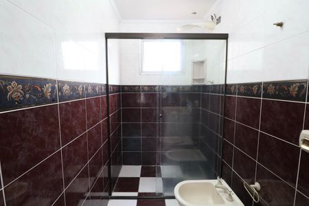 Apartamento para alugar com 118m², 2 quartos e 1 vaga Apartamento para alugar com 118m², 2 quartos e 1 vagaBanheiro Suíte