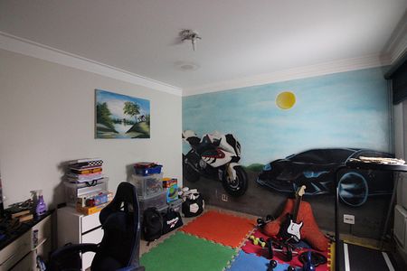 Casa à venda com 298m², 4 quartos e 5 vagasQuarto 01