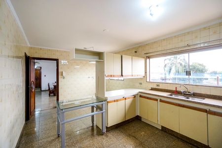 Casa para alugar com 450m², 4 quartos e 7 vagasCozinha