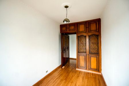 Casa para alugar com 450m², 4 quartos e 7 vagasQuarto