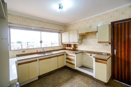 Casa para alugar com 450m², 4 quartos e 7 vagasCozinha