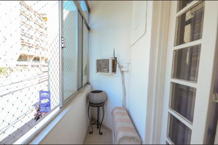 Apartamento à venda com 55m², 2 quartos e sem vagaSala