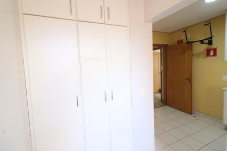 Casa à venda com 288m², 6 quartos e 7 vagasÁrea de Serviço 3