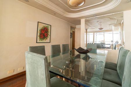 Apartamento à venda com 137m², 3 quartos e 1 vagaSala de Jantar