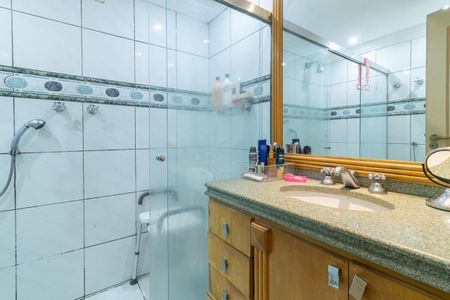 Apartamento à venda com 137m², 3 quartos e 1 vagaBanheiro Corredor