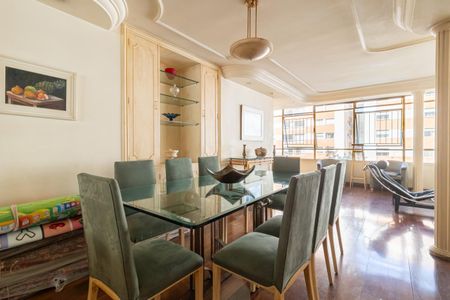 Apartamento à venda com 137m², 3 quartos e 1 vagaSala de Jantar