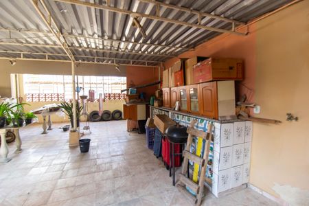 Casa à venda com 140m², 2 quartos e 1 vagaÁrea comum