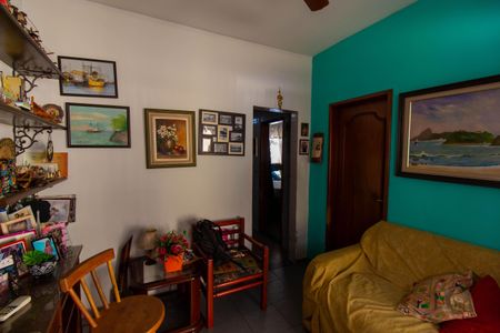 Casa à venda com 140m², 2 quartos e 1 vagaSala