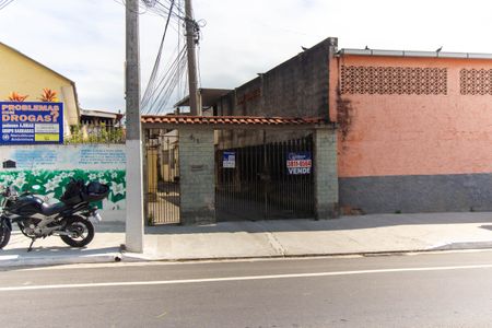 Casa à venda com 140m², 2 quartos e 1 vagaFachada