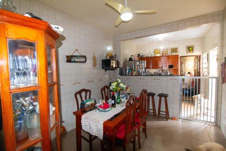 Sala de jantar de casa à venda com 2 quartos, 140m² em Barreto, Niterói
