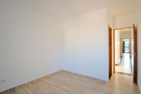 Casa à venda com 119m², 3 quartos e 2 vagasSuíte 2