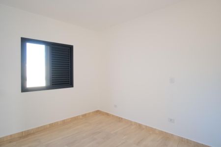 Casa à venda com 119m², 3 quartos e 2 vagasSuíte 2