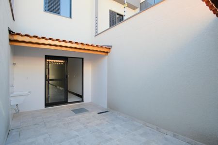 Casa à venda com 119m², 3 quartos e 2 vagasÁrea de Serviço