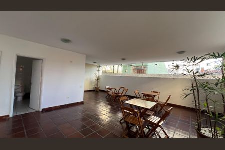 Apartamento à venda com 245m², 3 quartos e 1 vagaSalão de Festas