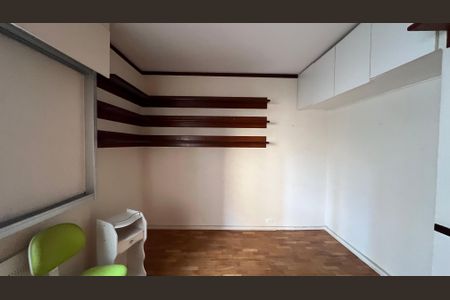 Apartamento à venda com 245m², 3 quartos e 1 vagaQuarto