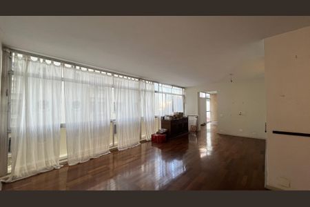 Apartamento à venda com 245m², 3 quartos e 1 vagaSala
