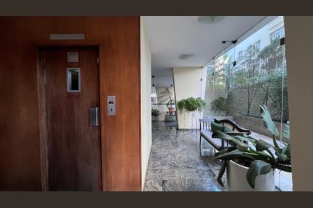 Apartamento à venda com 245m², 3 quartos e 1 vagaHall social