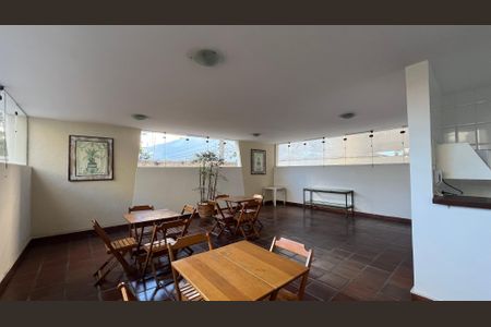 Apartamento à venda com 245m², 3 quartos e 1 vagaSalão de Festas