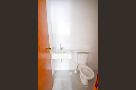 Apartamento à venda com 40m², 2 quartos e sem vaga Apartamento à venda com 40m², 2 quartos e sem vagaBanheiro