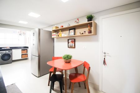 Cozinha de apartamento para alugar com 3 quartos, 130m² em Itaim Bibi, São Paulo