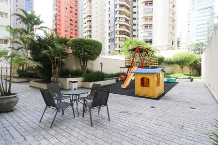 Área comum - Playground de apartamento para alugar com 3 quartos, 130m² em Itaim Bibi, São Paulo
