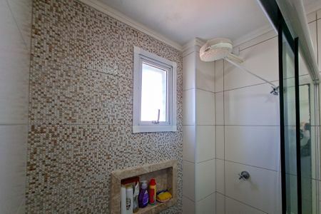 Apartamento para alugar com 64m², 2 quartos e 1 vaga Apartamento para alugar com 64m², 2 quartos e 1 vagaBanheiro da Suíte