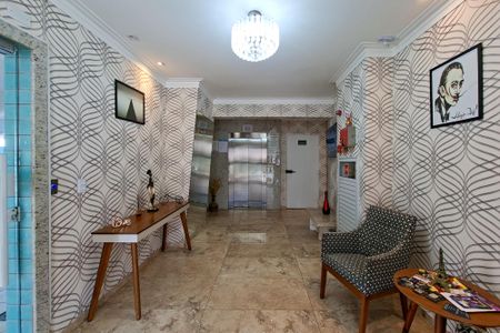 Apartamento para alugar com 64m², 2 quartos e 1 vaga Apartamento para alugar com 64m², 2 quartos e 1 vagaHall de entrada