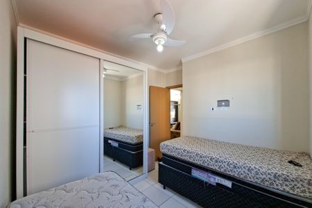 Apartamento para alugar com 64m², 2 quartos e 1 vaga Apartamento para alugar com 64m², 2 quartos e 1 vagaQuarto