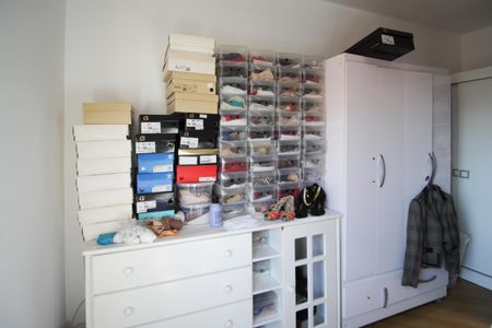 Apartamento à venda com 296m², 4 quartos e 2 vagas Apartamento à venda com 296m², 4 quartos e 2 vagasQuarto 2