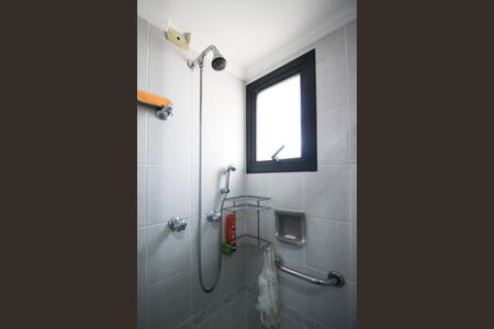 Apartamento à venda com 296m², 4 quartos e 2 vagas Apartamento à venda com 296m², 4 quartos e 2 vagasBanheiro da Suíte 2