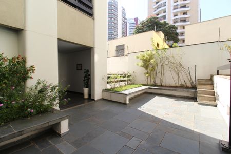 Apartamento à venda com 296m², 4 quartos e 2 vagas Apartamento à venda com 296m², 4 quartos e 2 vagasÁrea comum