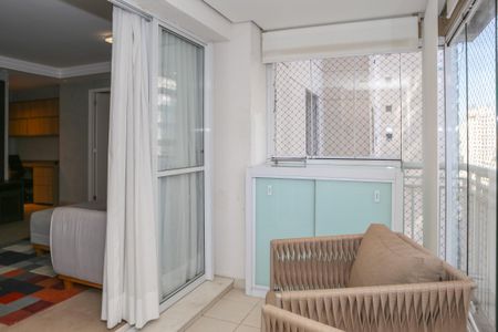 Apartamento à venda com 96m², 3 quartos e 2 vagas Apartamento à venda com 96m², 3 quartos e 2 vagasSacada