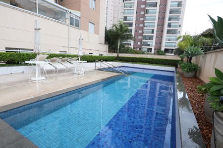 Apartamento à venda com 55m², 2 quartos e 1 vagaÁrea comum - Piscina