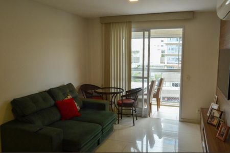 Apartamento à venda com 63m², 1 quarto e 1 vaga Apartamento à venda com 63m², 1 quarto e 1 vagaSala