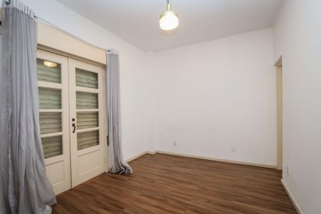 Apartamento à venda com 160m², 3 quartos e 1 vagaSuíte
