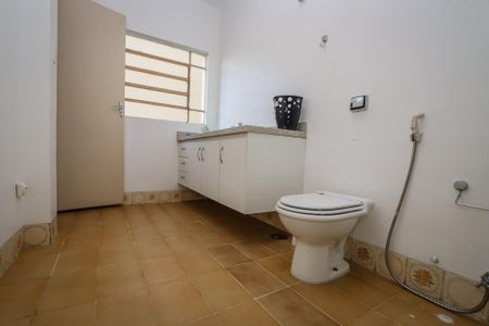 Apartamento à venda com 160m², 3 quartos e 1 vagaBanheiro da Suíte